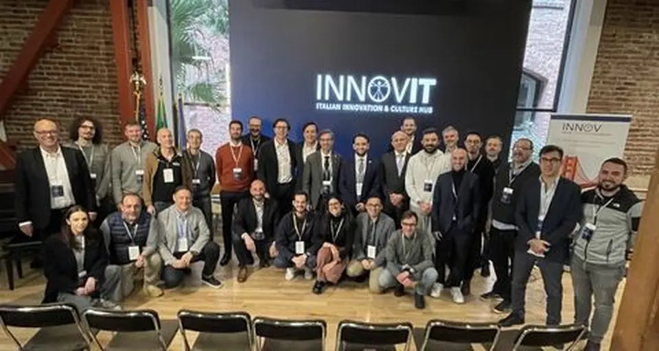 Foto di gruppo al programma InnovIT